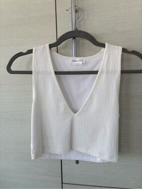Lovers and Friends White Cropped V neck Tank